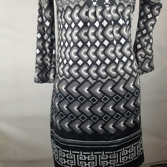 Dress by WHITE MARK COUTURE COLLECTION. SIZE M. BROWN WHITE GEOMETRIC DESIGN - Picture 16 of 16